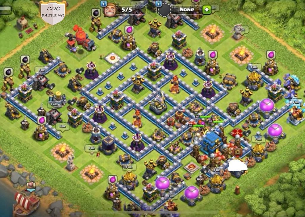 professional th12 war base