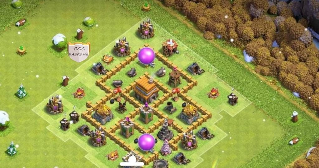 th5 town hall trophy base