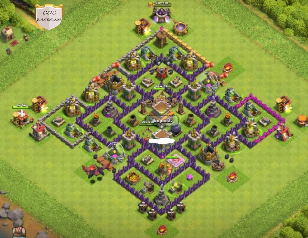 th8 war base clan castle center